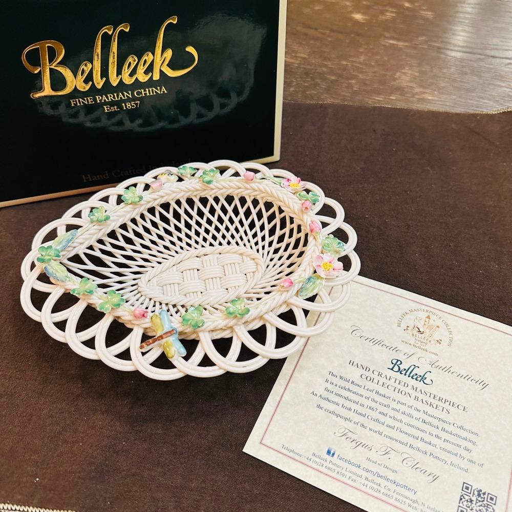 Belleek Wild Rose Leaf Parian china Basket Hand Crafted Made in Ireland - New